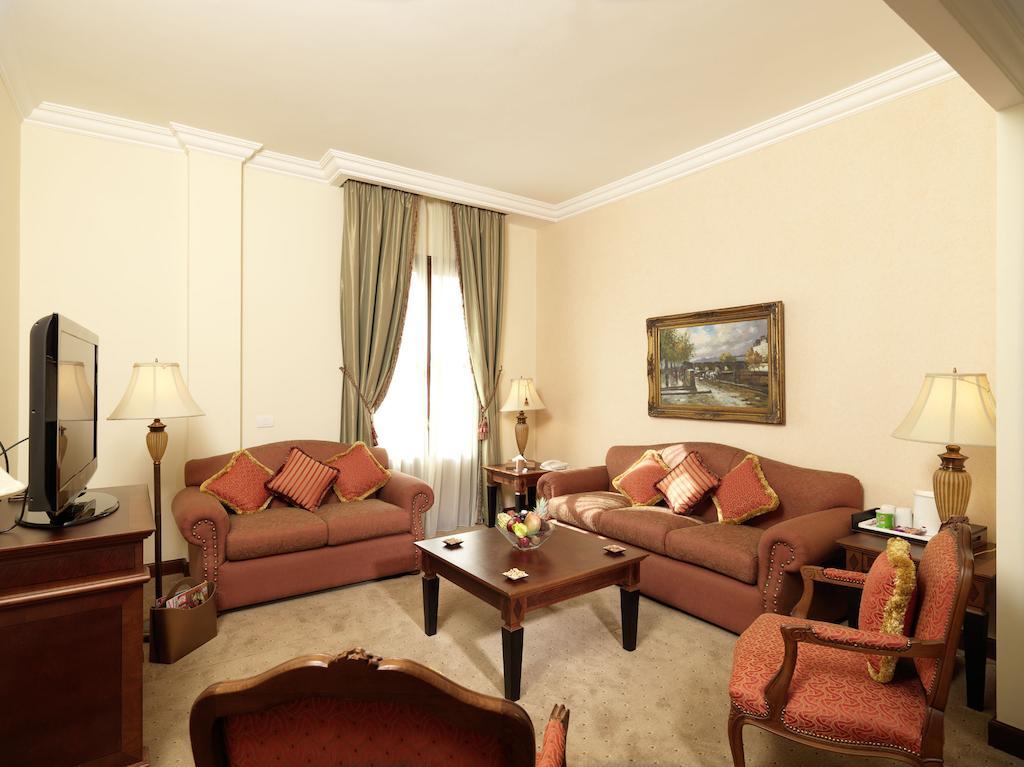 Le Patio Boutique Hotel Beirut Downtown Экстерьер фото